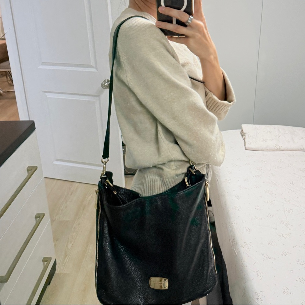 Michael Kors Black Leather Shoulder Bag - Picture 6 of 6